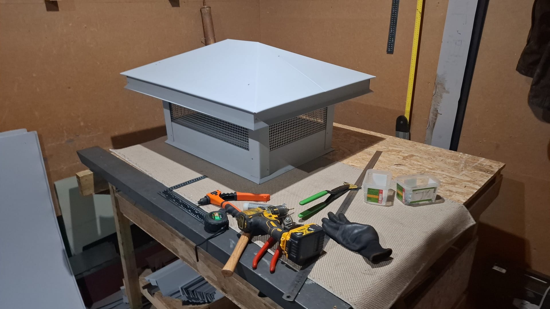 Nestandarta skārda izstrādājumi #10