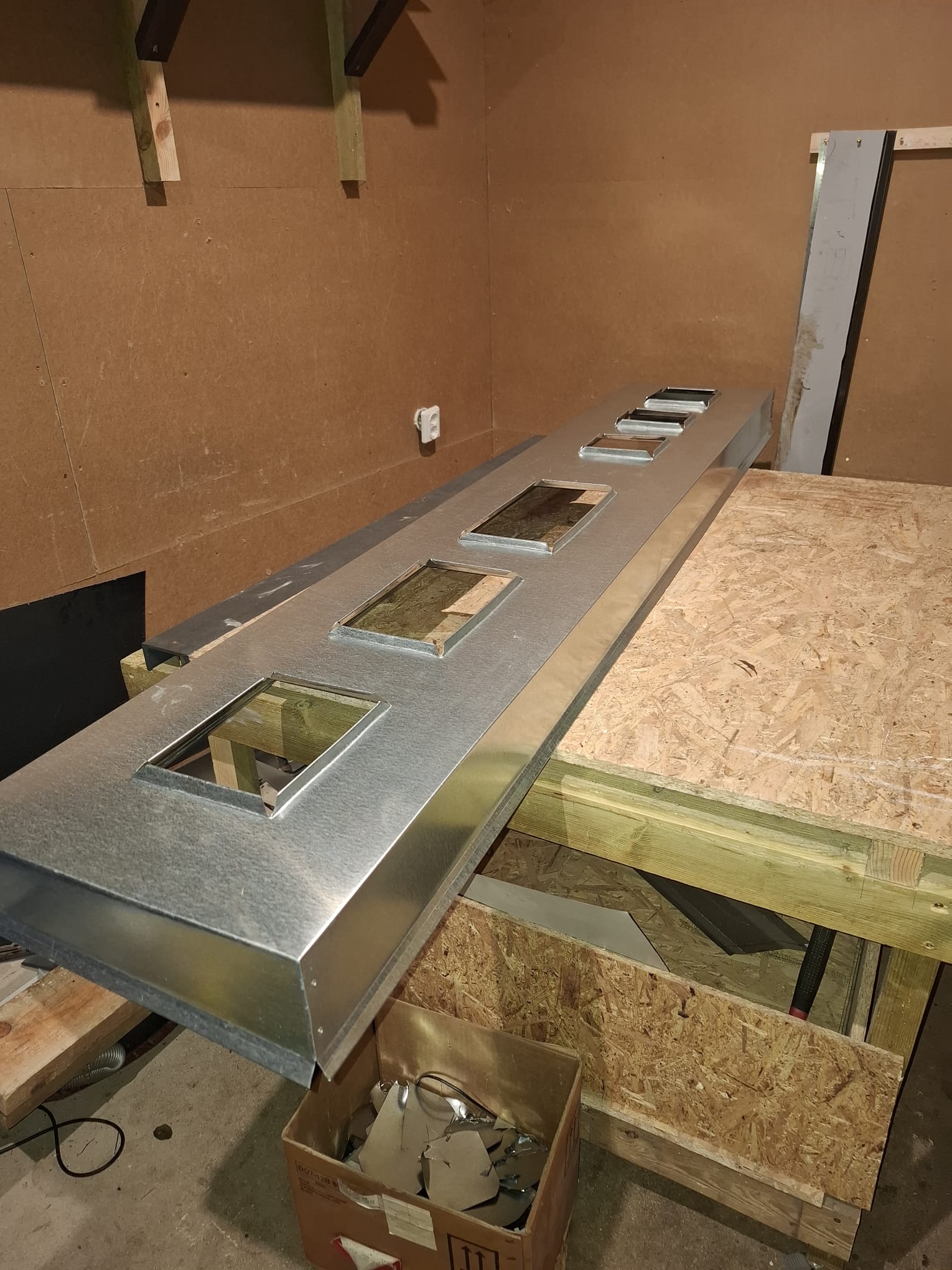 Nestandarta skārda izstrādājumi #11